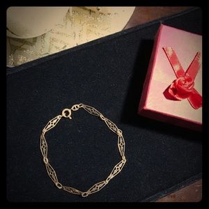 14k Gold Dainty bracelet